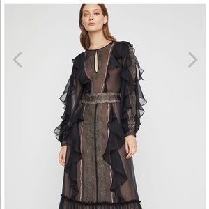 Meet your Posher, Debora